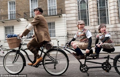 Would you dress in Tweed for a bike rally? | Montague Bikes